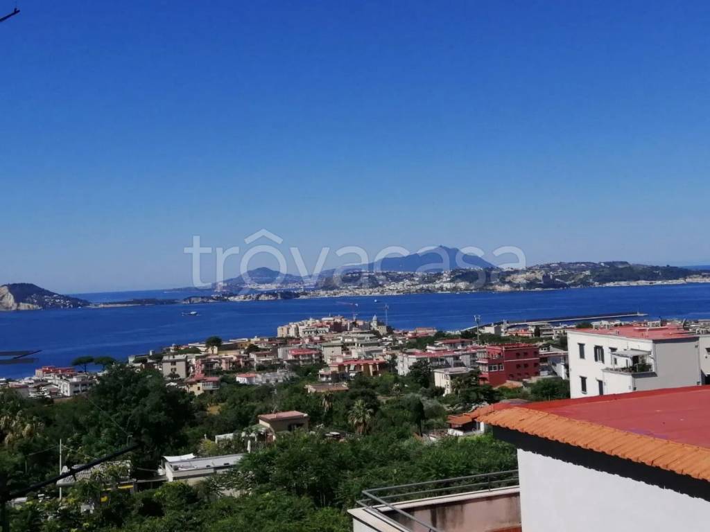 appartamento in vendita a Pozzuoli