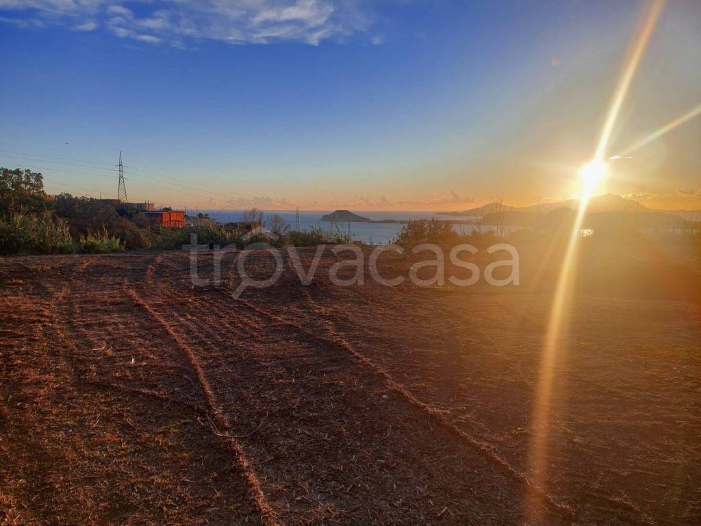 terreno agricolo in vendita a Pozzuoli
