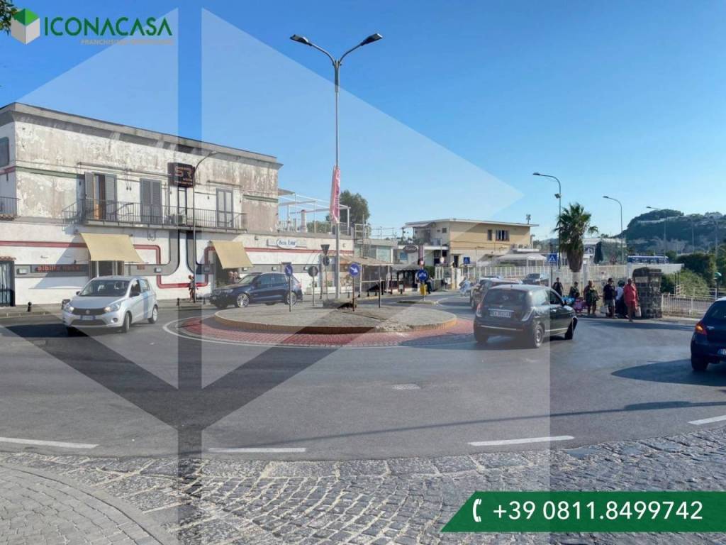 appartamento in vendita a Pozzuoli in zona Lucrino