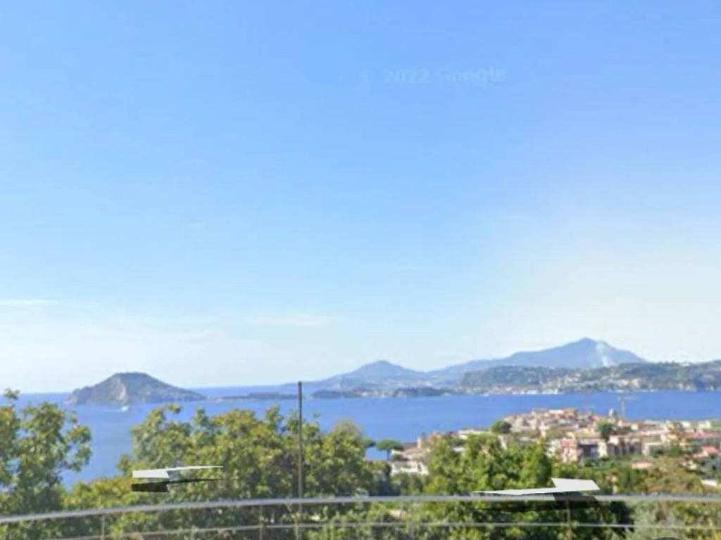 appartamento in vendita a Pozzuoli in zona Solfatara