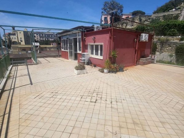 appartamento in vendita a Pozzuoli