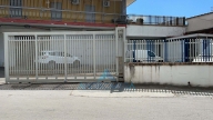 negozio in vendita a Pozzuoli in zona Monterusciello