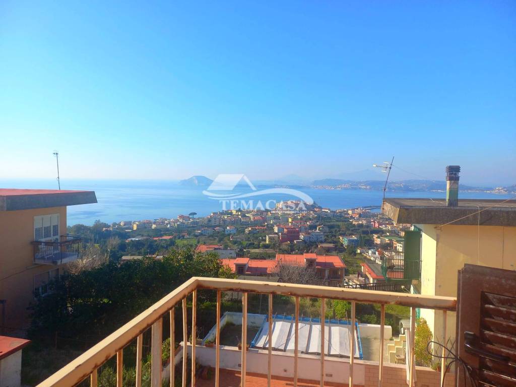 appartamento in vendita a Pozzuoli