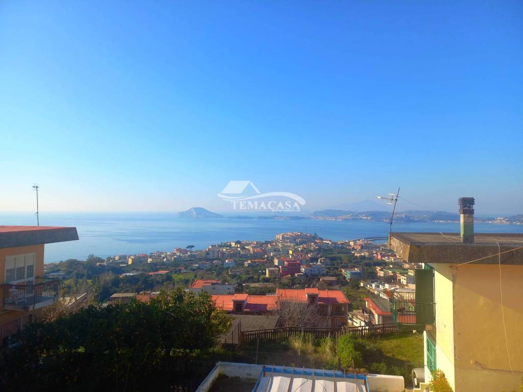 appartamento in vendita a Pozzuoli