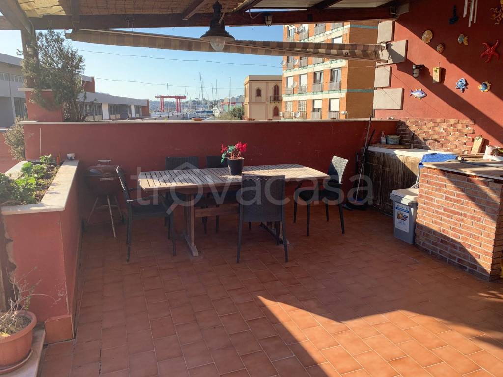 appartamento in vendita a Pozzuoli