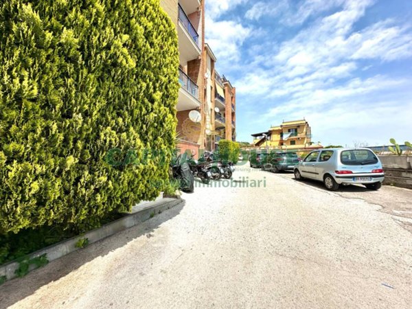 appartamento in vendita a Pozzuoli in zona Pisciarelli