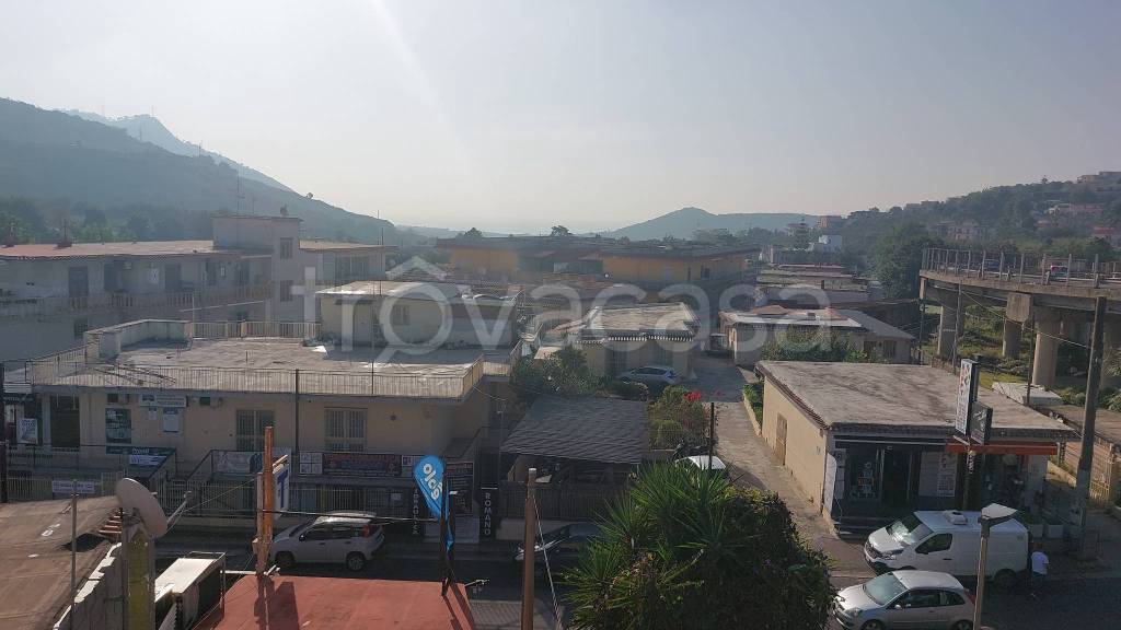 appartamento in vendita a Pozzuoli in zona Monterusciello