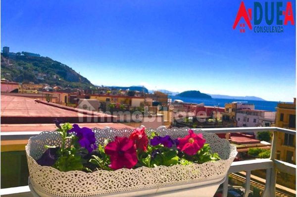 appartamento in vendita a Pozzuoli