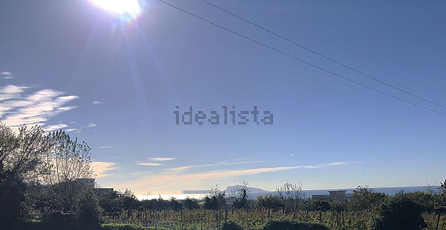 pentavano in vendita a Pozzuoli