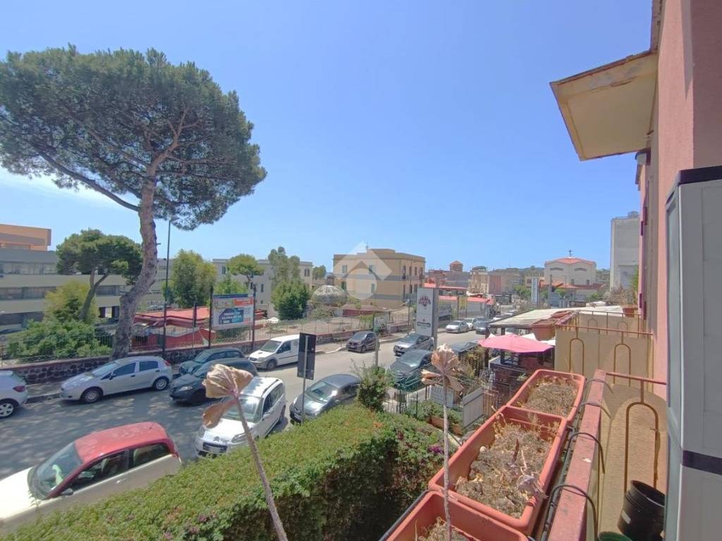 appartamento in vendita a Pozzuoli in zona Arco Felice