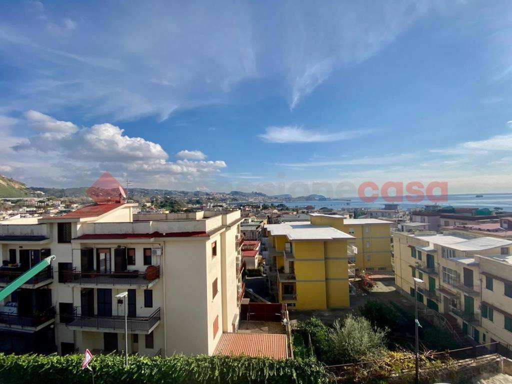 appartamento in vendita a Pozzuoli in zona Arco Felice
