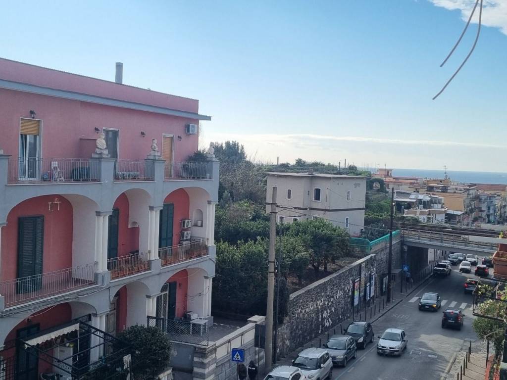 appartamento in vendita a Pozzuoli