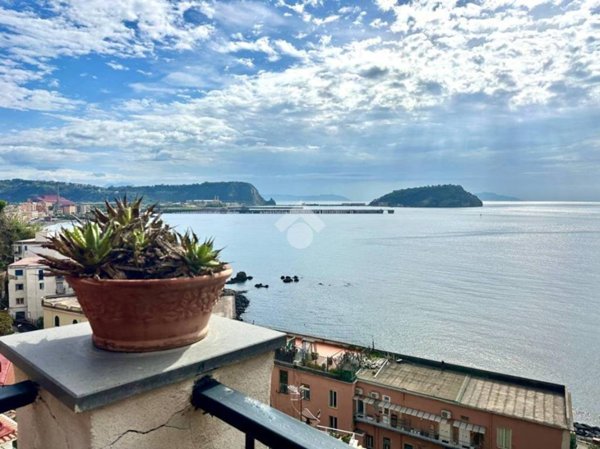 appartamento in vendita a Pozzuoli