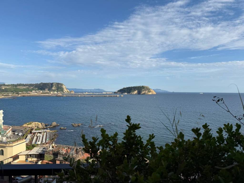 appartamento in vendita a Pozzuoli