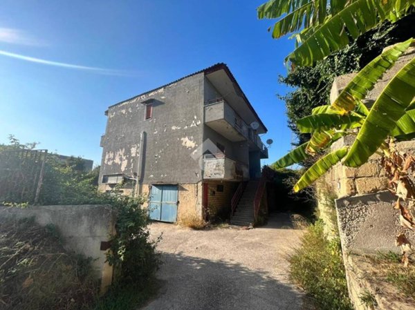 appartamento in vendita a Pozzuoli in zona Monterusciello