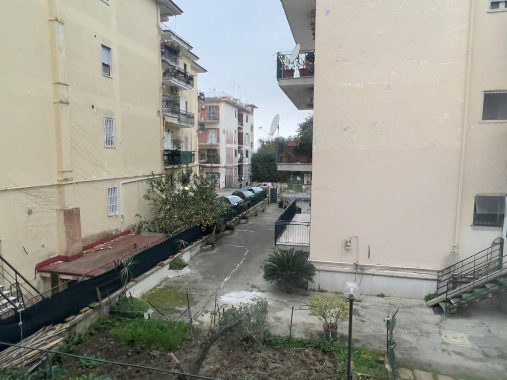 appartamento in vendita a Pozzuoli