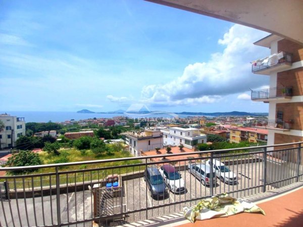 appartamento in vendita a Pozzuoli