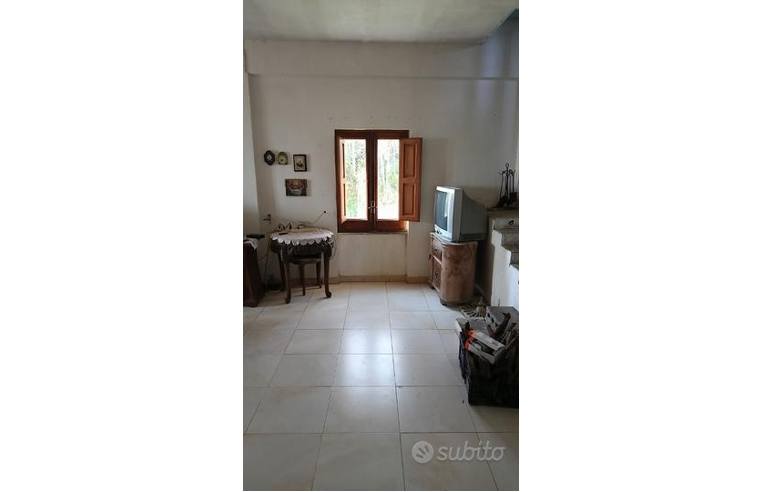 casa indipendente in vendita a Pozzuoli