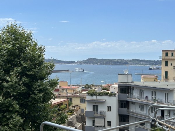 appartamento in vendita a Pozzuoli