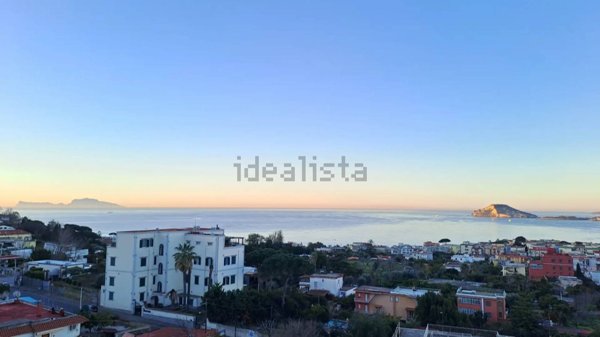 appartamento in vendita a Pozzuoli
