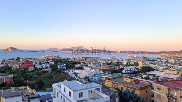 appartamento in vendita a Pozzuoli