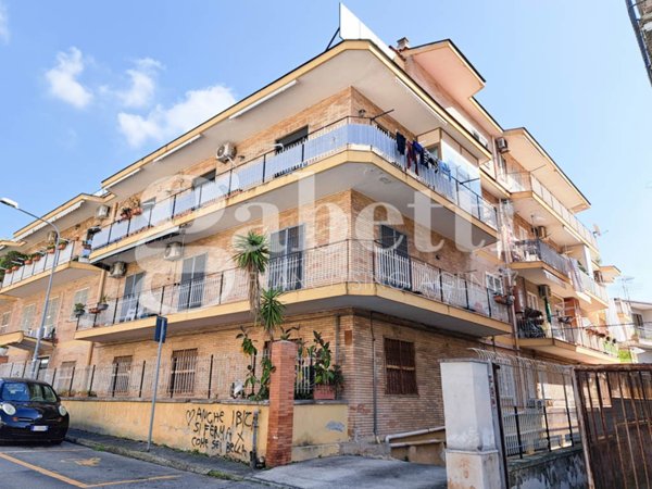 appartamento in vendita a Pozzuoli in zona Arco Felice