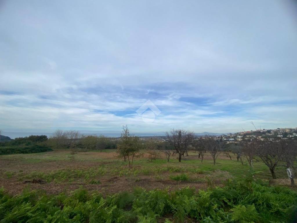 terreno agricolo in vendita a Pozzuoli