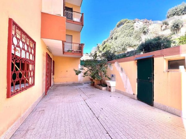 appartamento in vendita a Pozzuoli