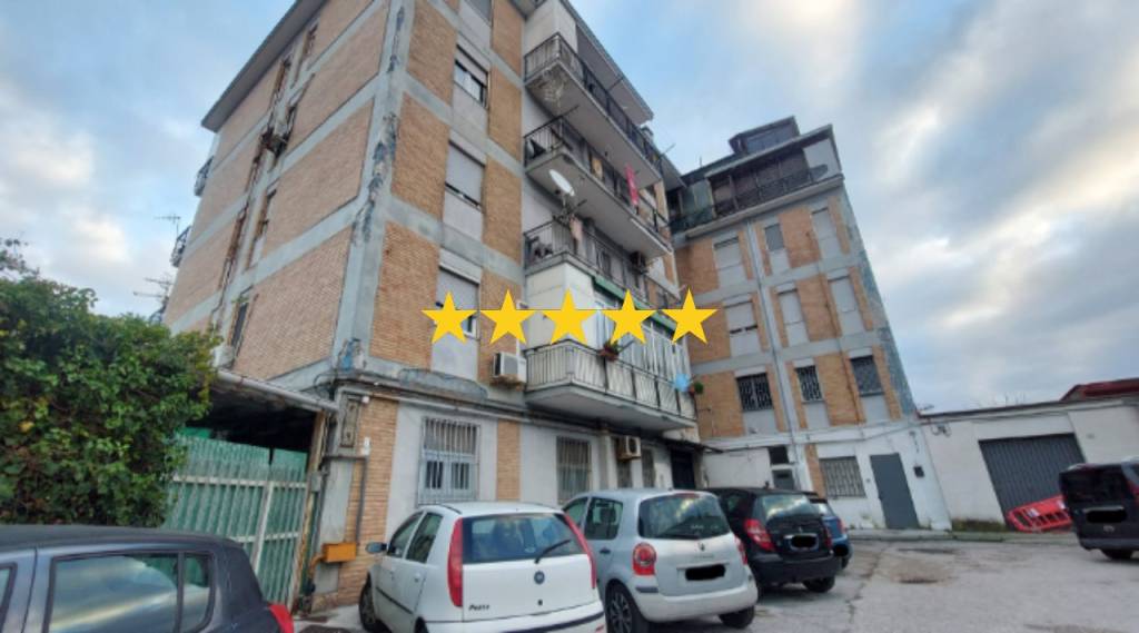 appartamento in vendita a Pozzuoli in zona Pisciarelli