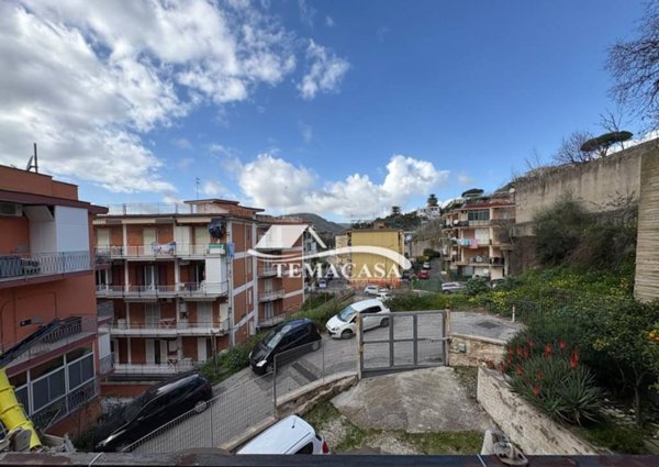 appartamento in vendita a Pozzuoli in zona Solfatara