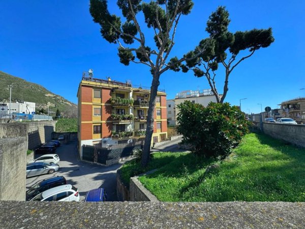 appartamento in vendita a Pozzuoli in zona Arco Felice