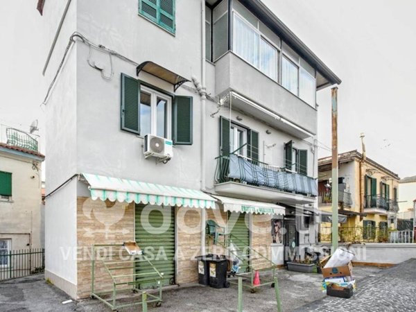 appartamento in vendita a Pozzuoli in zona Solfatara