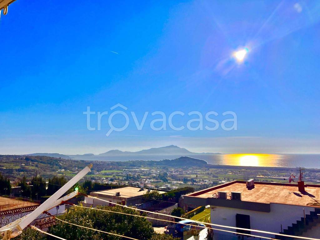 appartamento in vendita a Pozzuoli in zona Monterusciello