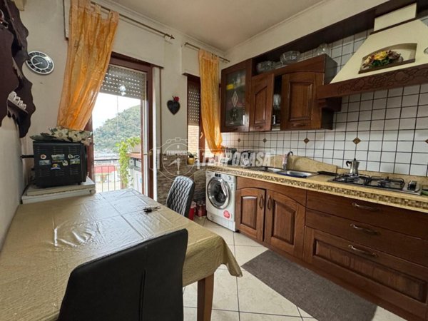 appartamento in vendita a Pozzuoli in zona Pisciarelli