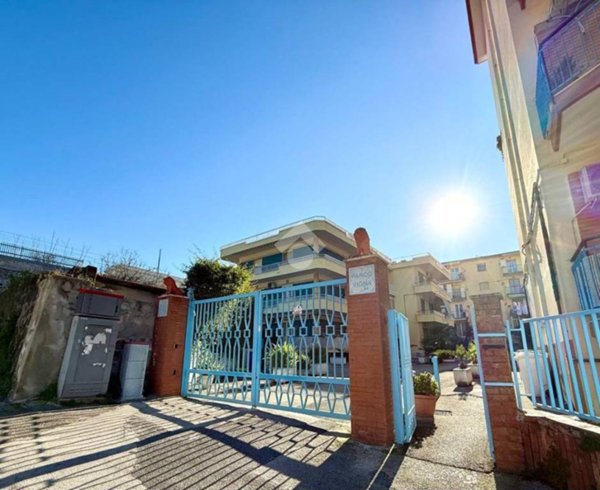 appartamento in vendita a Pozzuoli