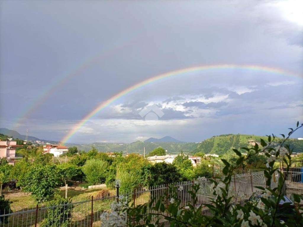 appartamento in vendita a Pozzuoli in zona Pisciarelli