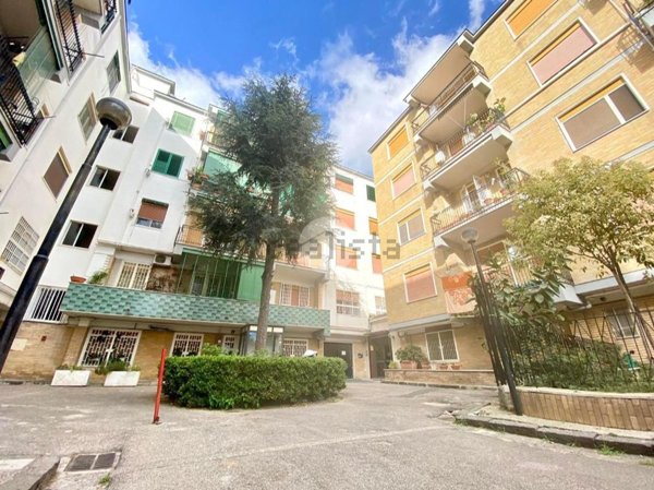 appartamento in vendita a Pozzuoli in zona Solfatara
