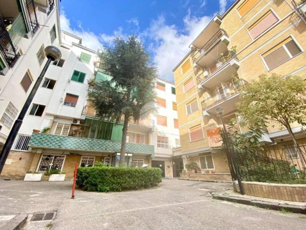 appartamento in vendita a Pozzuoli in zona Solfatara