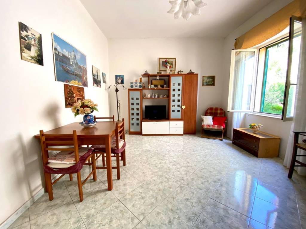 appartamento in vendita a Pozzuoli