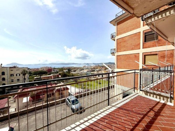 appartamento in vendita a Pozzuoli