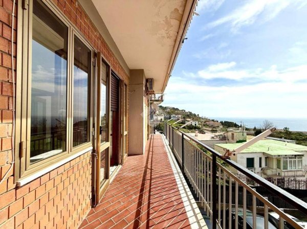 appartamento in vendita a Pozzuoli