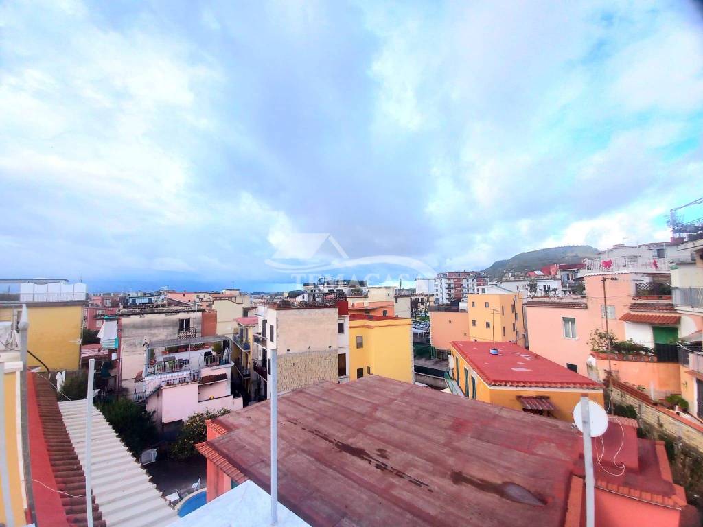 appartamento in vendita a Pozzuoli