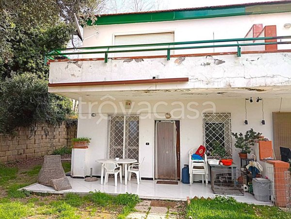 appartamento in vendita a Pozzuoli in zona Cuma