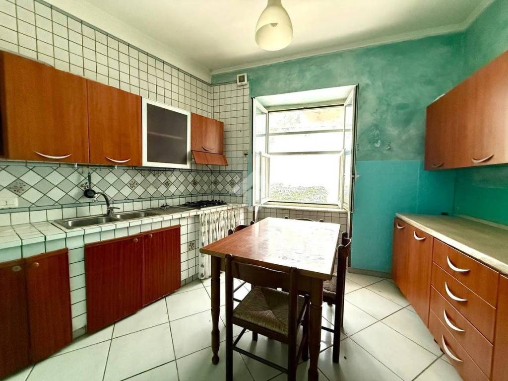 appartamento in vendita a Pozzuoli