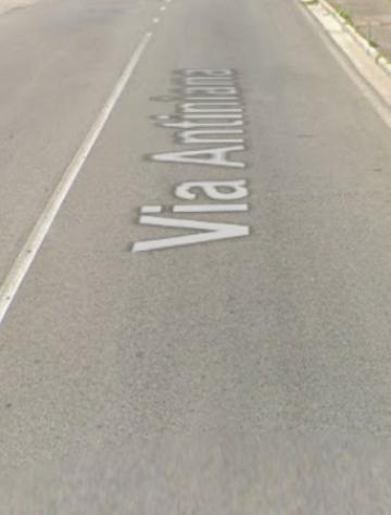 negozio in vendita a Pozzuoli