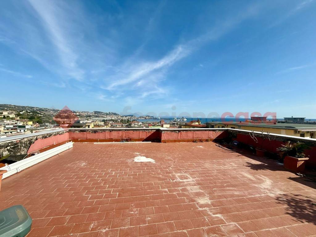 appartamento in vendita a Pozzuoli in zona Arco Felice