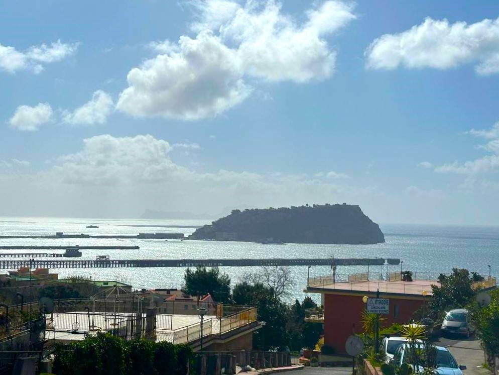 appartamento in vendita a Pozzuoli
