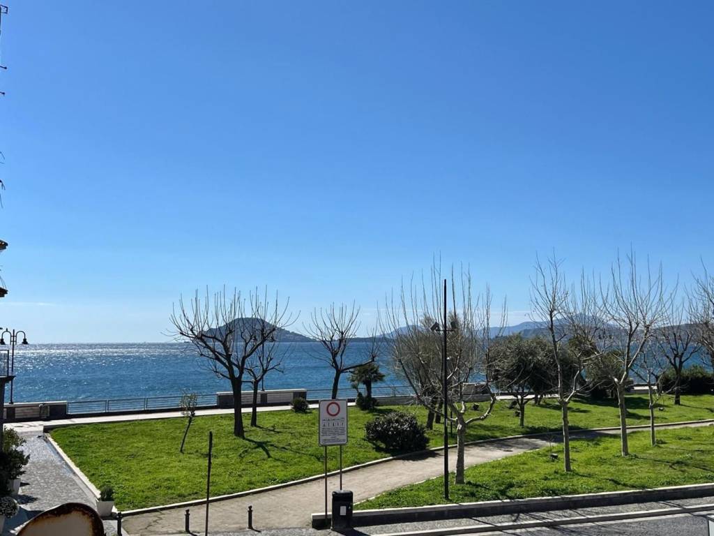 appartamento in vendita a Pozzuoli