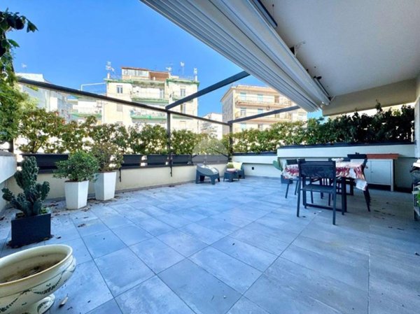 casa indipendente in vendita a Pozzuoli in zona Arco Felice