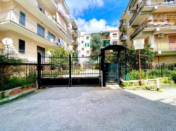 appartamento in vendita a Pozzuoli in zona Solfatara